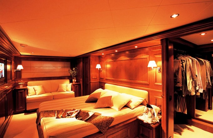 IRIS - The Master Cabin